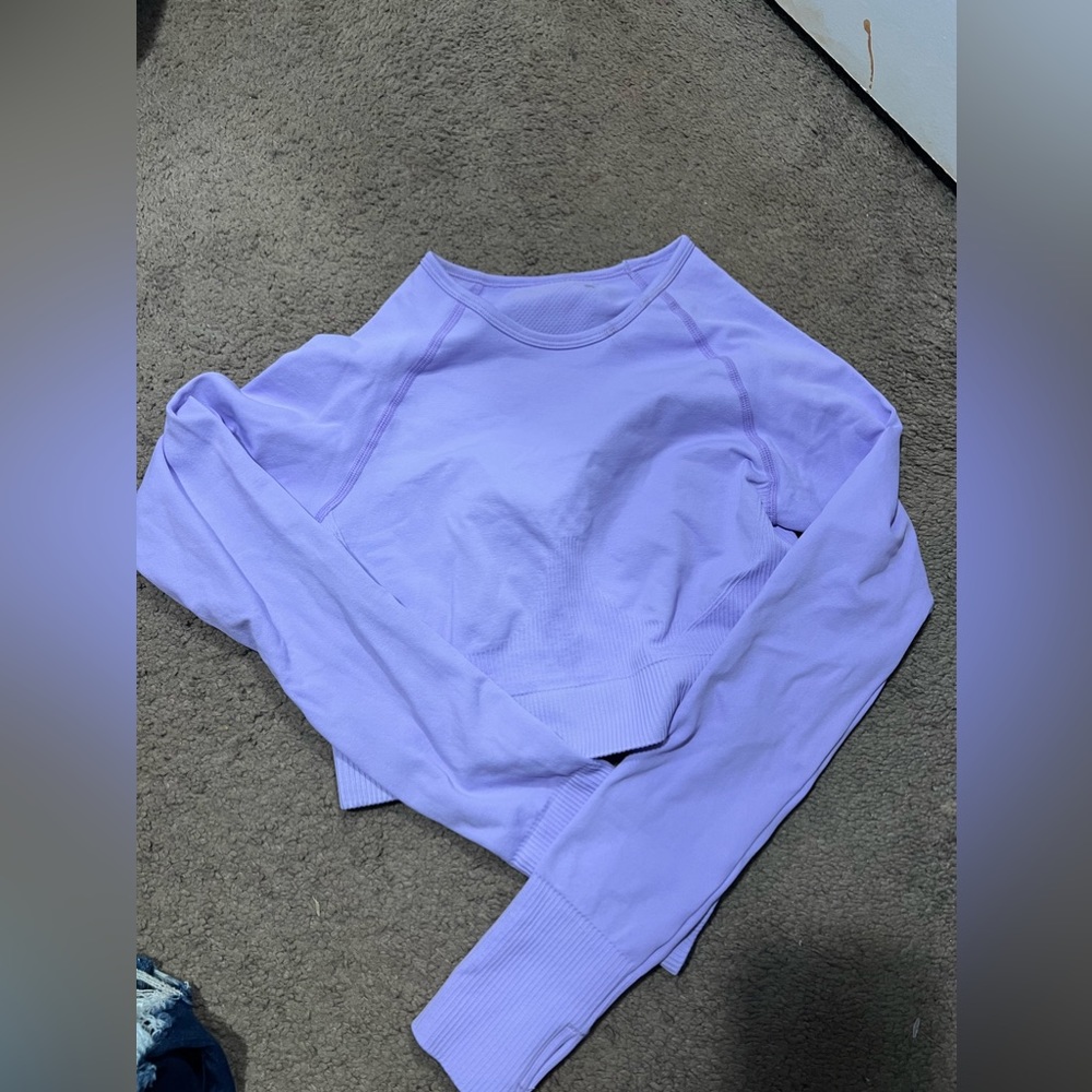 Women’s Athletic Lavender Matching Set. Perfect condition. Size small